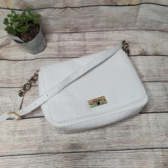The Limited white over the shoulder purse - Picture 8 of 8
